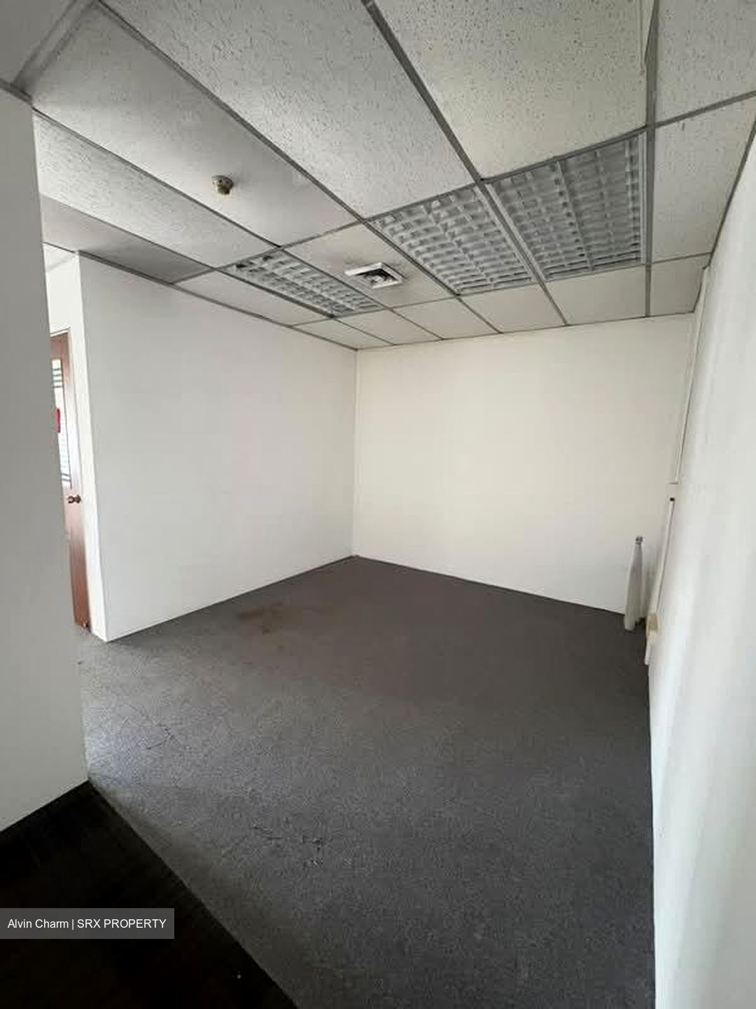Golden Mile Tower (D7), Office #580631251